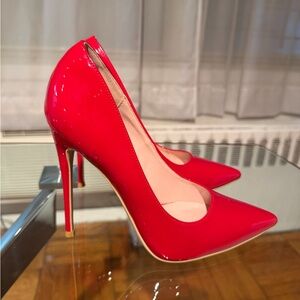 Chic Red High Heel Pumps